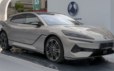 BYD Denza Z9S Takes Aim at Tesla With 920km EV Range